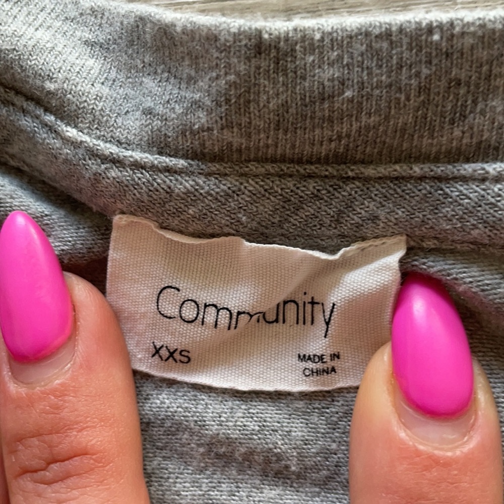 Community Dress - Picture 2 of 3